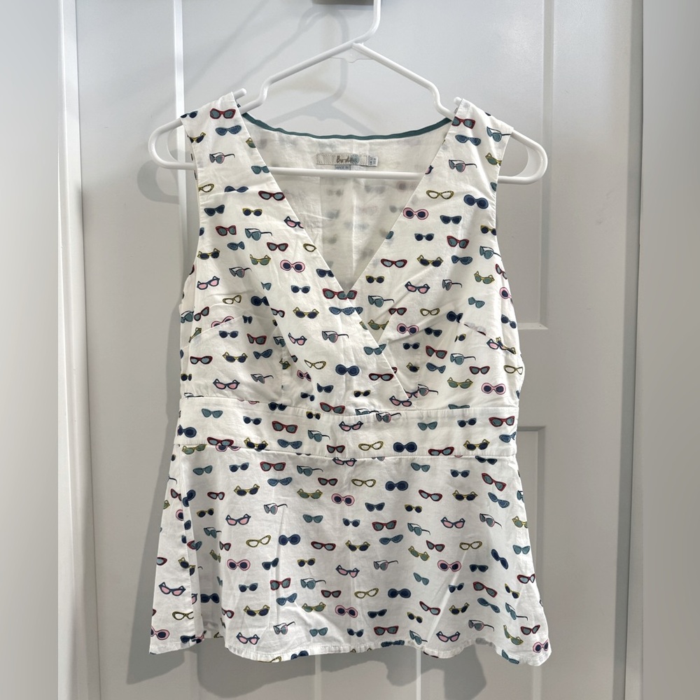 Sunglasses tank